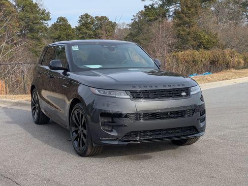 New 2026 Land Rover Range Rover Sport Dynamic SE image 3