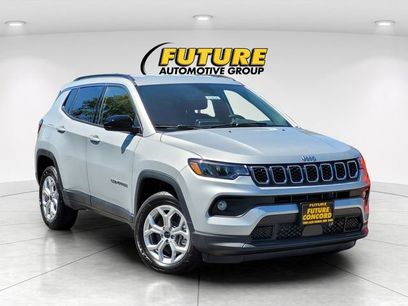 New 2025 Jeep Compass Latitude w/ Convenience Group