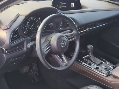 Used 2023 MAZDA CX-30 AWD 2.5 S w/ Premium Package image 2