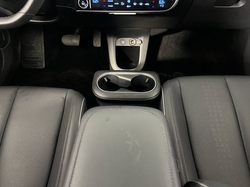Used 2022 Hyundai Ioniq 5 SEL image 17