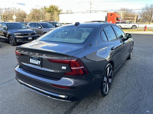 Used 2024 Volvo S60 T8 Plus w/ Climate Package image 8