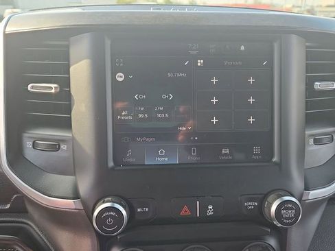 Used 2024 RAM 3500 Big Horn image 16