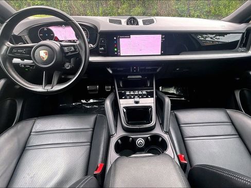 Used 2024 Porsche Cayenne S AWD/4WD image 20
