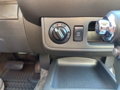 Used 2011 Nissan Xterra S AWD/4WD image 17