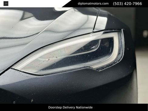 Used 2016 Tesla Model S P90D image 13