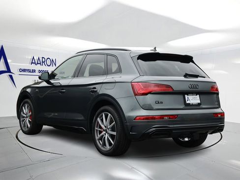 Used 2024 Audi Q5 e Prestige w/ Prestige Package AWD/4WD image 2