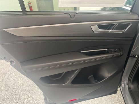 New 2026 Volkswagen Atlas Cross Sport SE AWD/4WD image 30