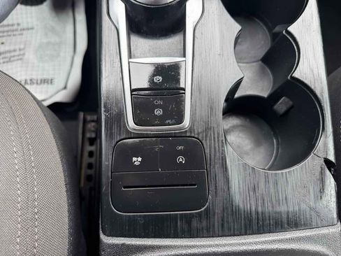 Used 2020 Ford Escape S image 36