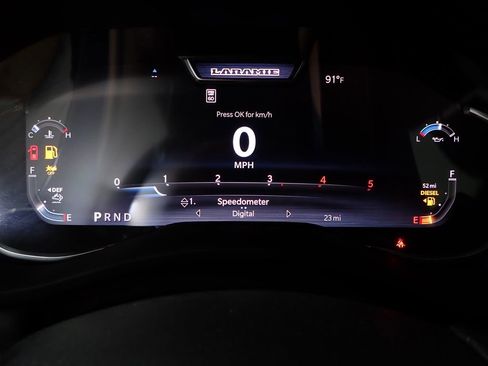 New 2026 RAM 2500 Laramie AWD/4WD image 26