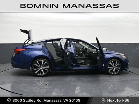 Used 2022 Nissan Altima 2.5 SR image 37