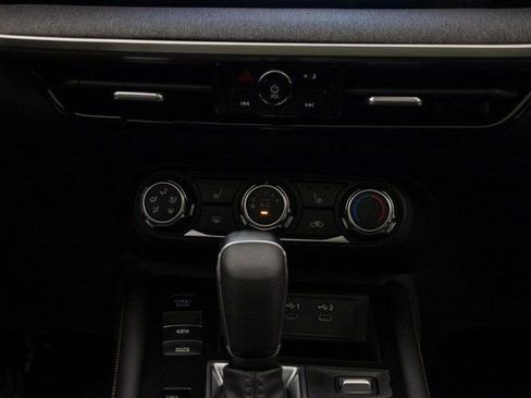 New 2025 Nissan Kicks SV w/ SV Premium Package image 23