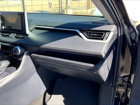 Certified 2025 Toyota RAV4 XLE image 17