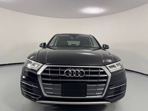 Used 2019 Audi Q5 2.0T Premium Plus w/ Premium Plus Package AWD/4WD image 2