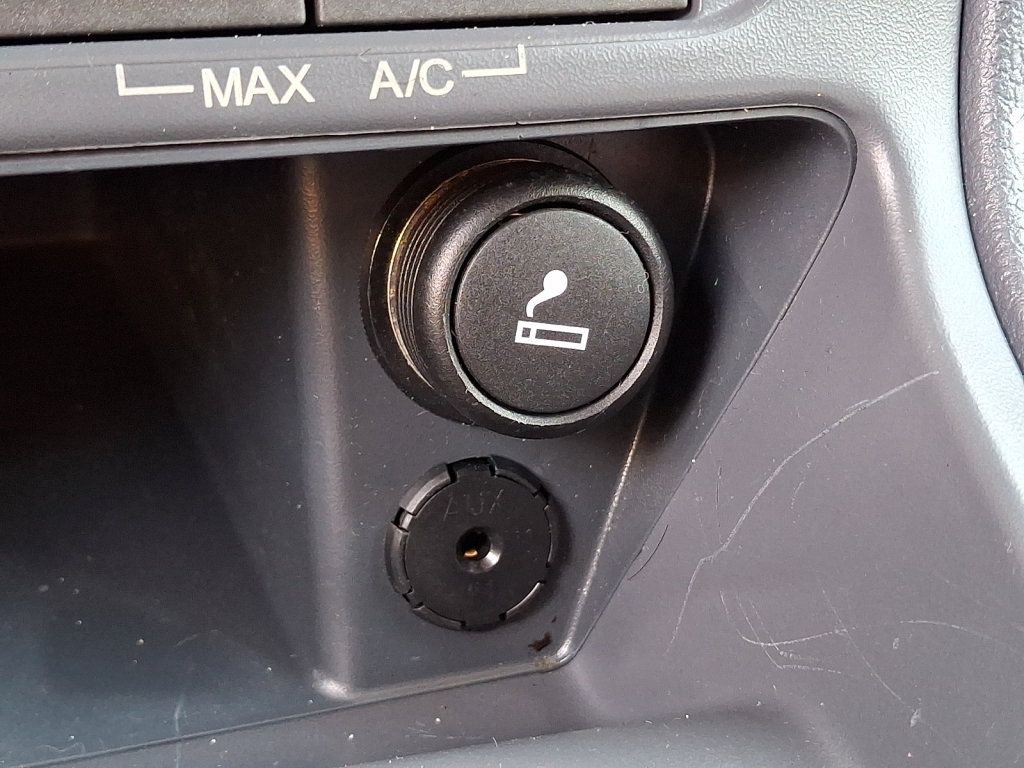 Used 2013 Ford Transit Connect XL FWD image 29