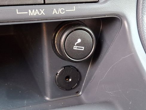 Used 2013 Ford Transit Connect XL FWD image 29
