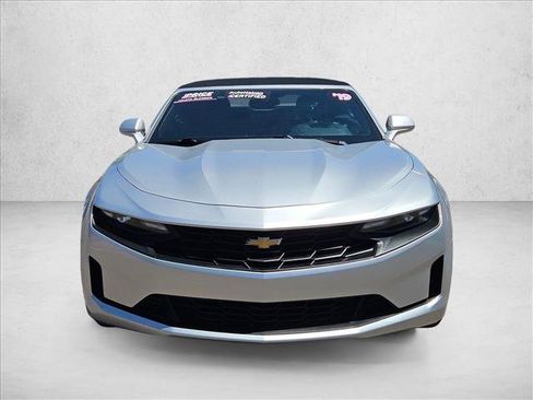 Used 2019 Chevrolet Camaro LT RWD image 2