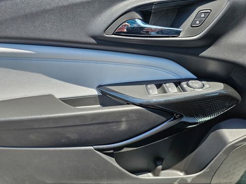 New 2026 Chevrolet Trax LT w/ Driver Confidence Package FWD image 16