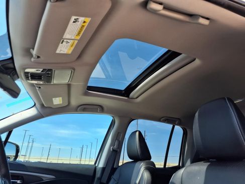 Used 2023 Honda Ridgeline RTL-E image 10