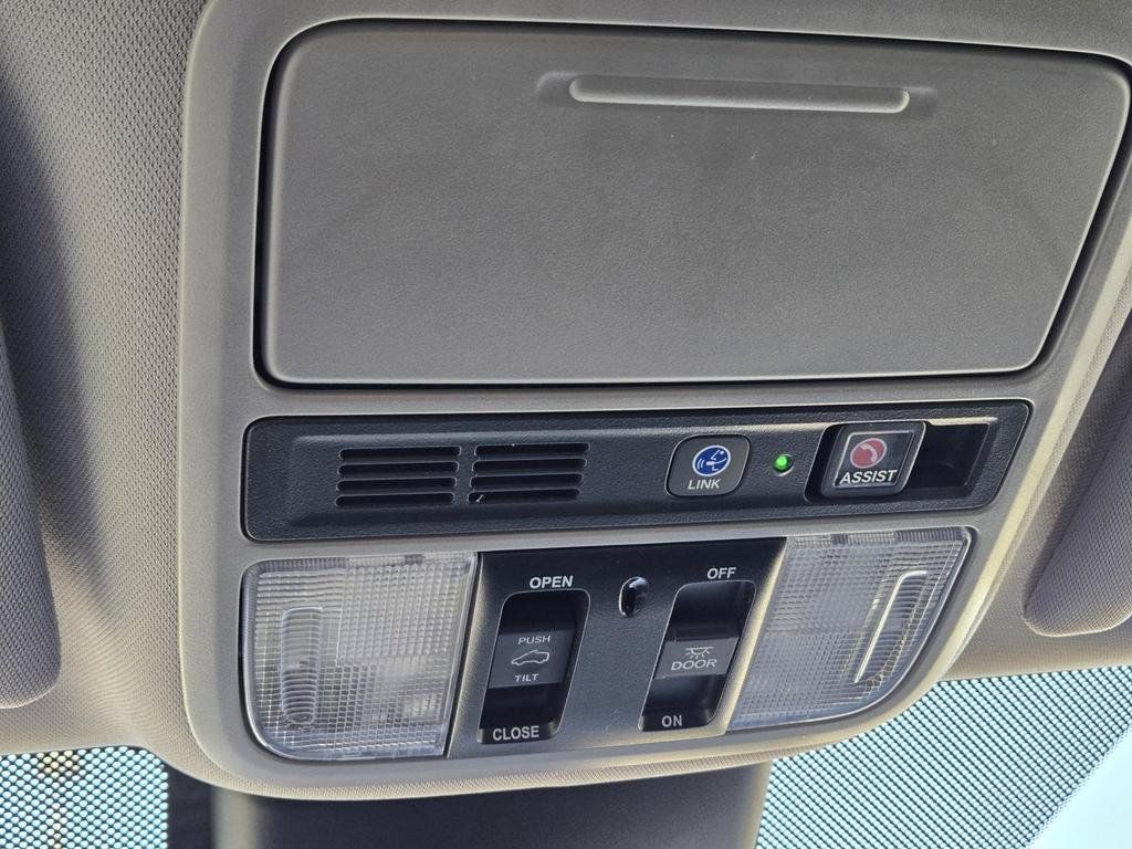 Used 2024 Honda Odyssey Elite image 31