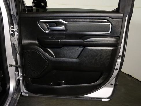 Used 2022 RAM 1500 Big Horn AWD/4WD image 30