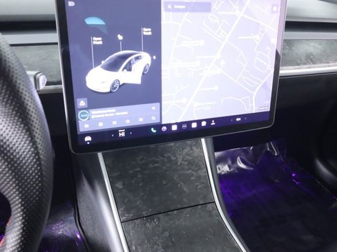 Used 2019 Tesla Model 3 Long Range image 13