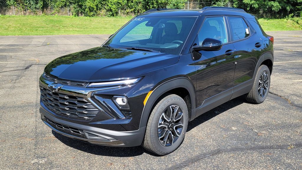 New 2026 Chevrolet TrailBlazer ACTIV w/ Convenience Package FWD image 3