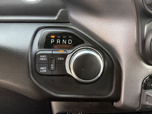 Used 2024 RAM 2500 Big Horn AWD/4WD image 23
