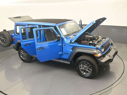 Used 2025 Jeep Wrangler Unlimited Sport AWD/4WD image 64
