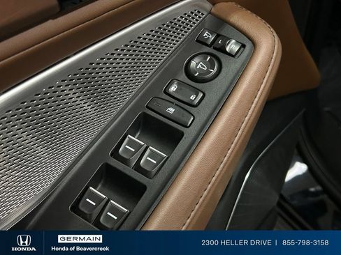 Used 2023 Acura MDX SH-AWD w/ Technology Package image 18