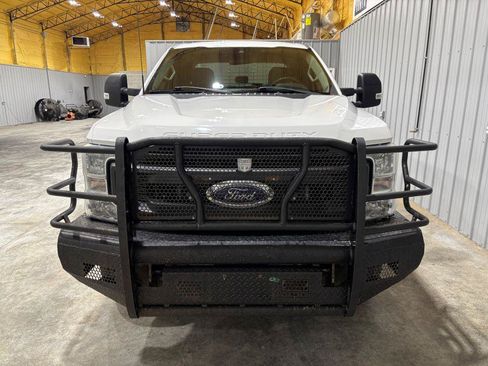 Used 2022 Ford F250 XL w/ Power Equipment Group AWD/4WD image 7