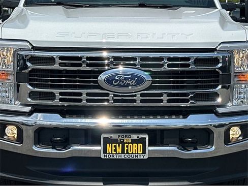 New 2025 Ford F250 XLT image 34