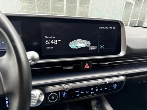 Used 2024 Hyundai Ioniq 6 SE RWD image 19
