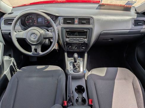 Used 2014 Volkswagen Jetta S FWD image 26
