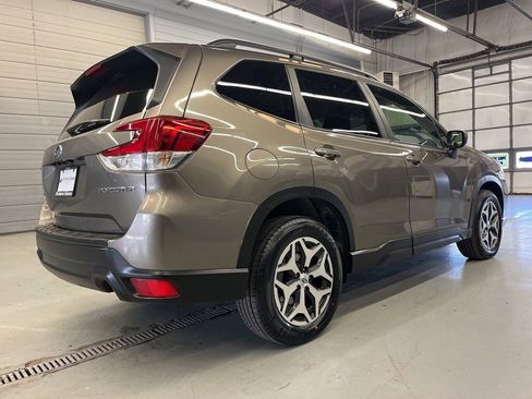Used 2019 Subaru Forester Premium w/ Popular Package #1 image 7
