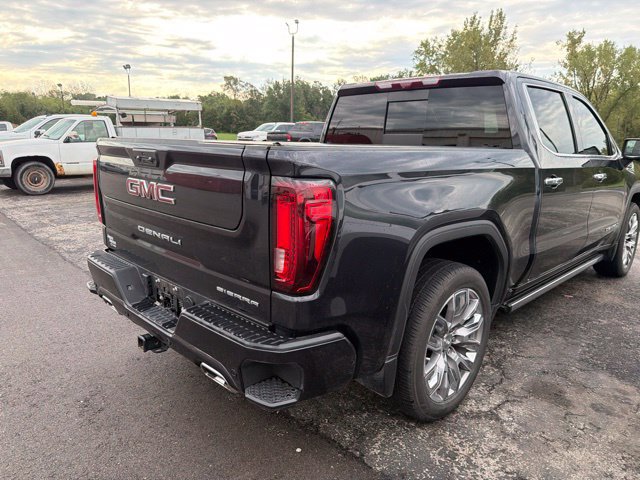 Used 2024 GMC Sierra 1500 Denali AWD/4WD image 13