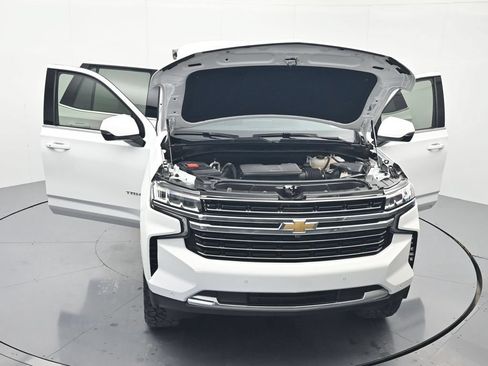 Certified 2024 Chevrolet Tahoe LT w/ LT Signature Package AWD/4WD image 49