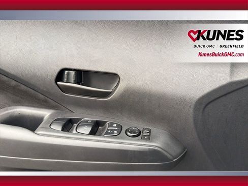 Used 2024 Nissan Kicks S image 24