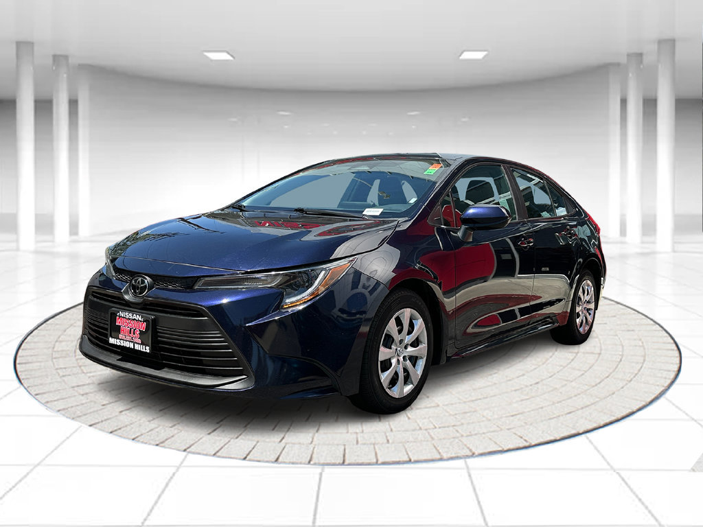 Used 2023 Toyota Corolla LE FWD image 1