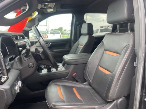 Used 2024 GMC Sierra 1500 AT4 w/ Technology Package AWD/4WD image 37