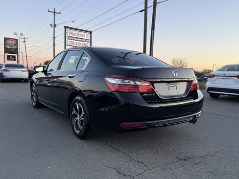Used 2016 Honda Accord LX image 4