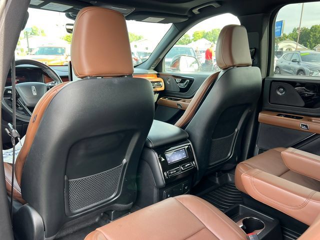Used 2024 Lincoln Aviator Reserve w/ Equipment Group 201A AWD/4WD image 36