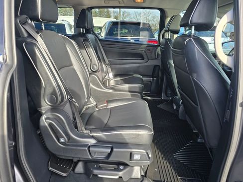 Used 2025 Honda Odyssey Touring image 13