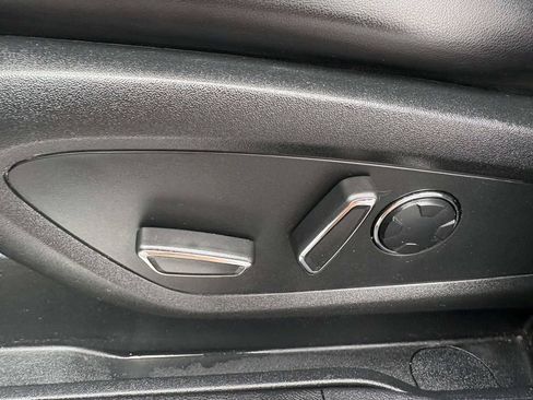 Used 2019 Lincoln MKC Reserve w/ MKC Climate Package AWD/4WD image 23