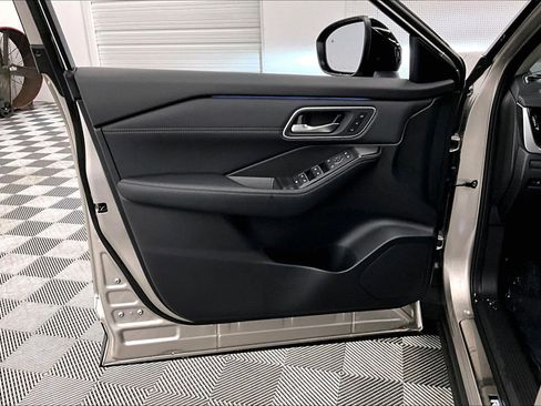 New 2026 Nissan Rogue Platinum w/ Platinum Premium Package AWD/4WD image 60