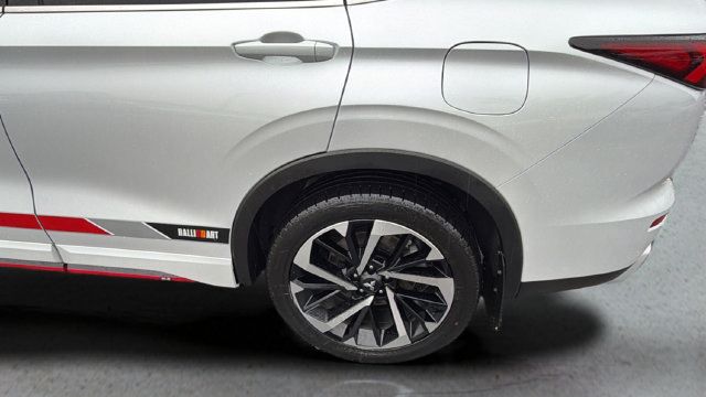Used 2024 Mitsubishi Outlander Ralliart AWD/4WD image 39