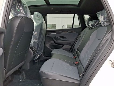 New 2026 Volkswagen Tiguan SE R-Line AWD/4WD image 6