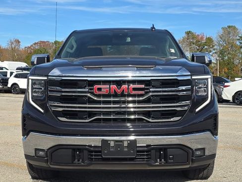 Used 2024 GMC Sierra 1500 SLT image 8