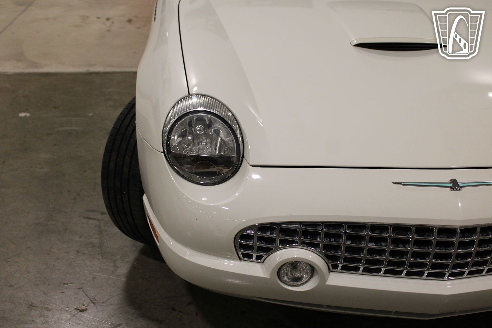 Used 2002 Ford Thunderbird RWD image 22