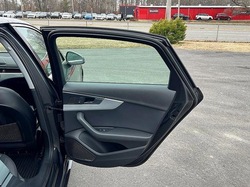Used 2017 Audi A4 2.0T Premium Plus image 24