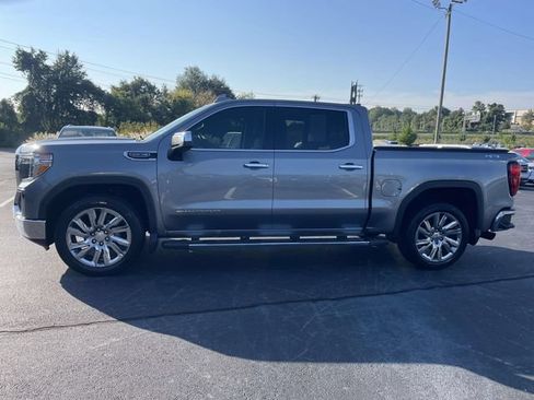 Used 2019 GMC Sierra 1500 SLT w/ SLT Premium Plus Package AWD/4WD image 4